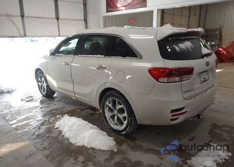 2017 Kia Sorento 3.3L Sx z USA, uszkodzony, nr VIN 5XYPKDA51HG262917